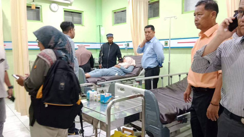 Puluhan Murid Keracunan di Lubuk Basung, Diduga Karena Santap Nasi Goreng Program MBG
