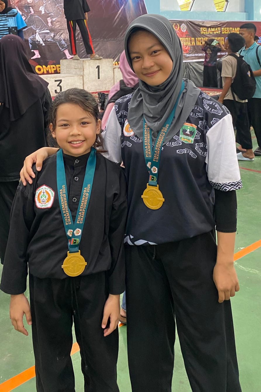 Dua Atlet Silat Taduang Bangkeh Batipuh Raih Dua Medali Emas di Iven Kemenpora Sumbar Championship