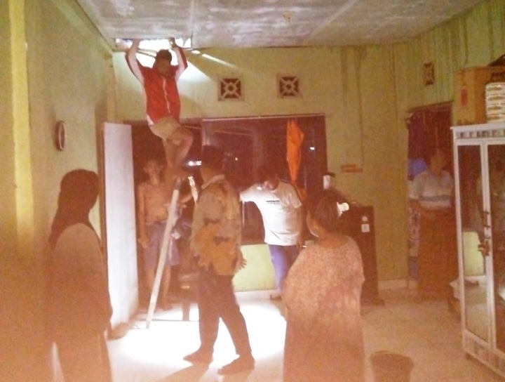 Angin Kencang dan Hujan Batu Es Terjang Sungai Dareh