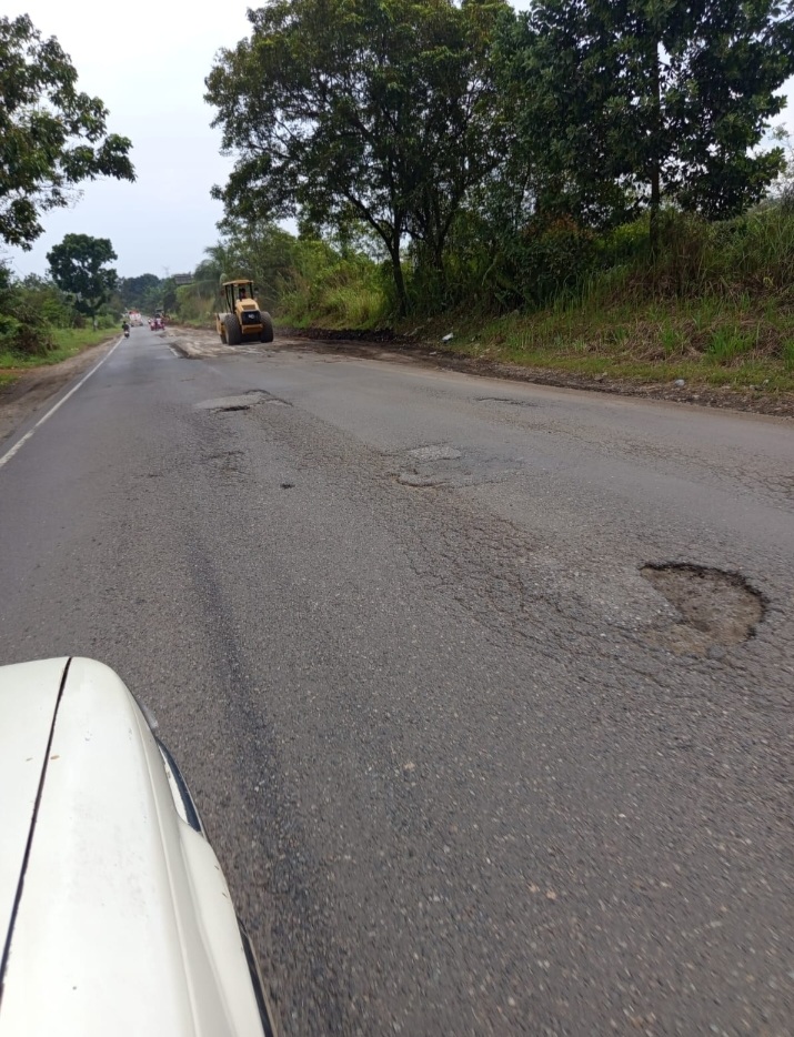 Pengendara Harapkan Pengerjaan Galian Jalinsum Cepat Diaspal Ulang